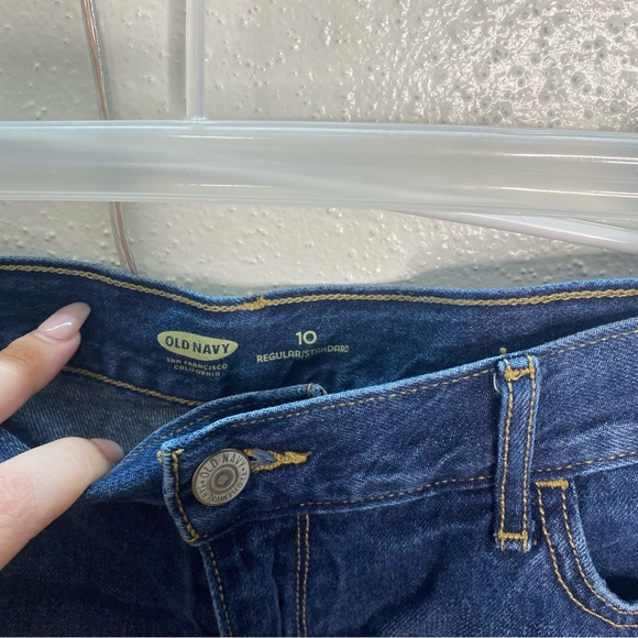 Old Navy Denim Shorts - Picture 2 of 7